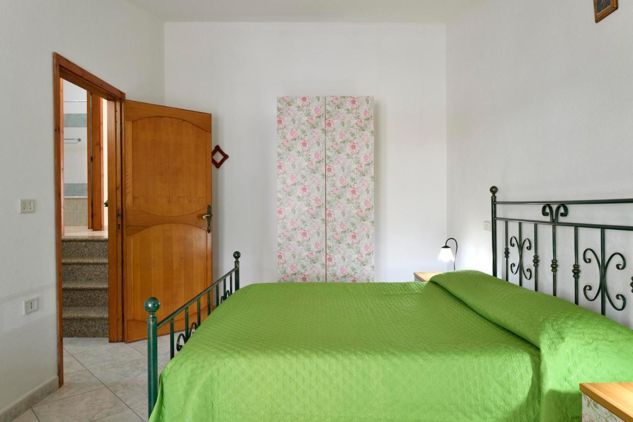 Appartamento Holiday Cala Gonone Luaran gambar