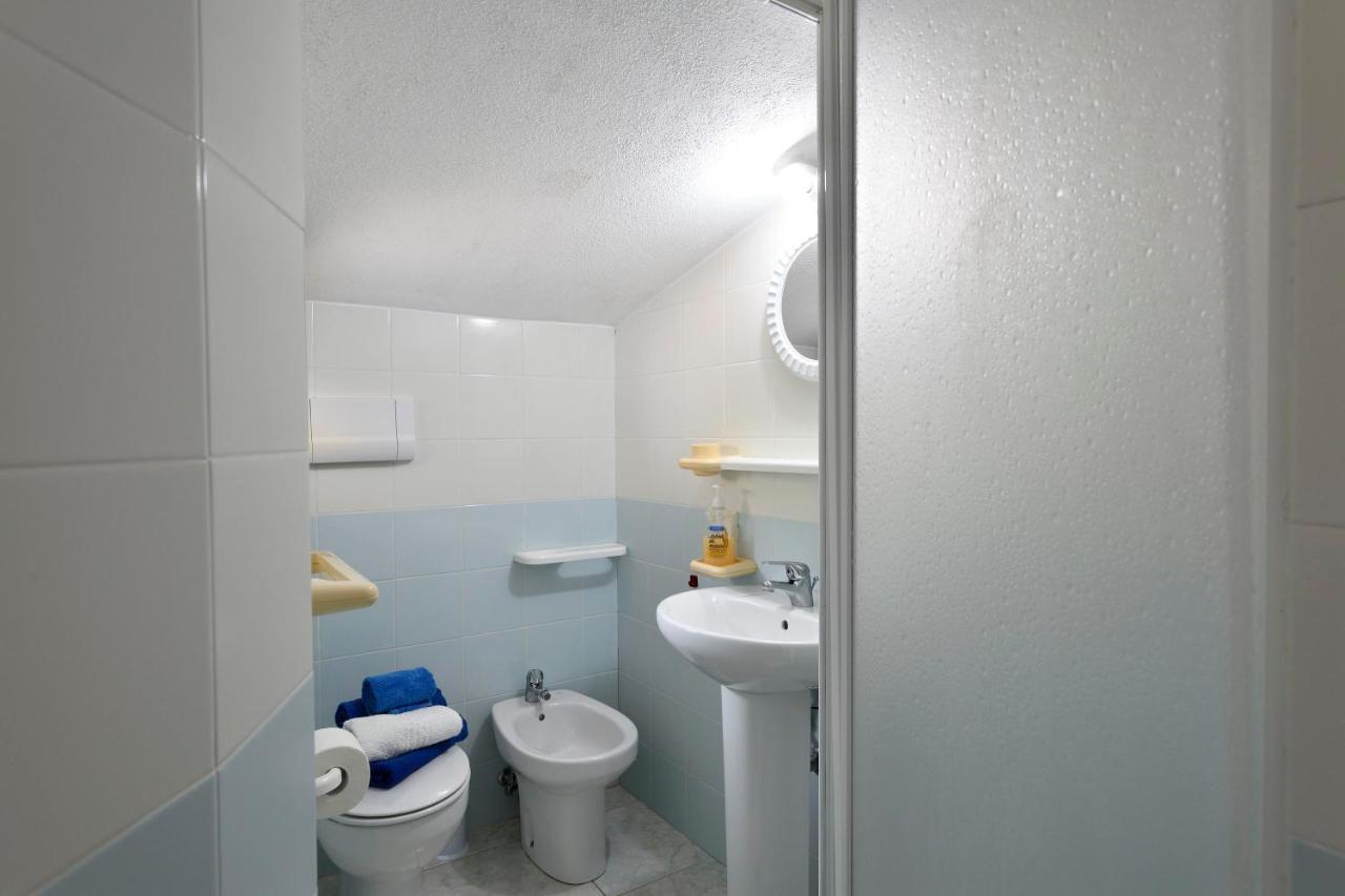 Appartamento Holiday Cala Gonone Luaran gambar